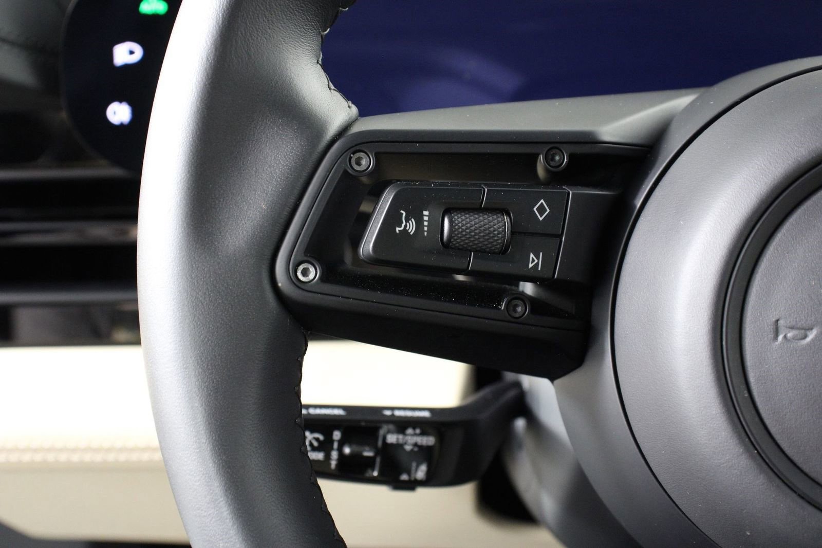 Certified 2026 Porsche Taycan 4S image 14