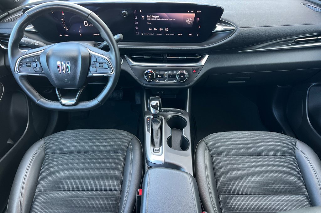 Used 2024 Buick Envista Preferred w/ Convenience I Package image 10