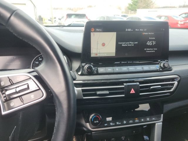 Used 2021 Kia Seltos SX w/ SX Sunroof Package image 9