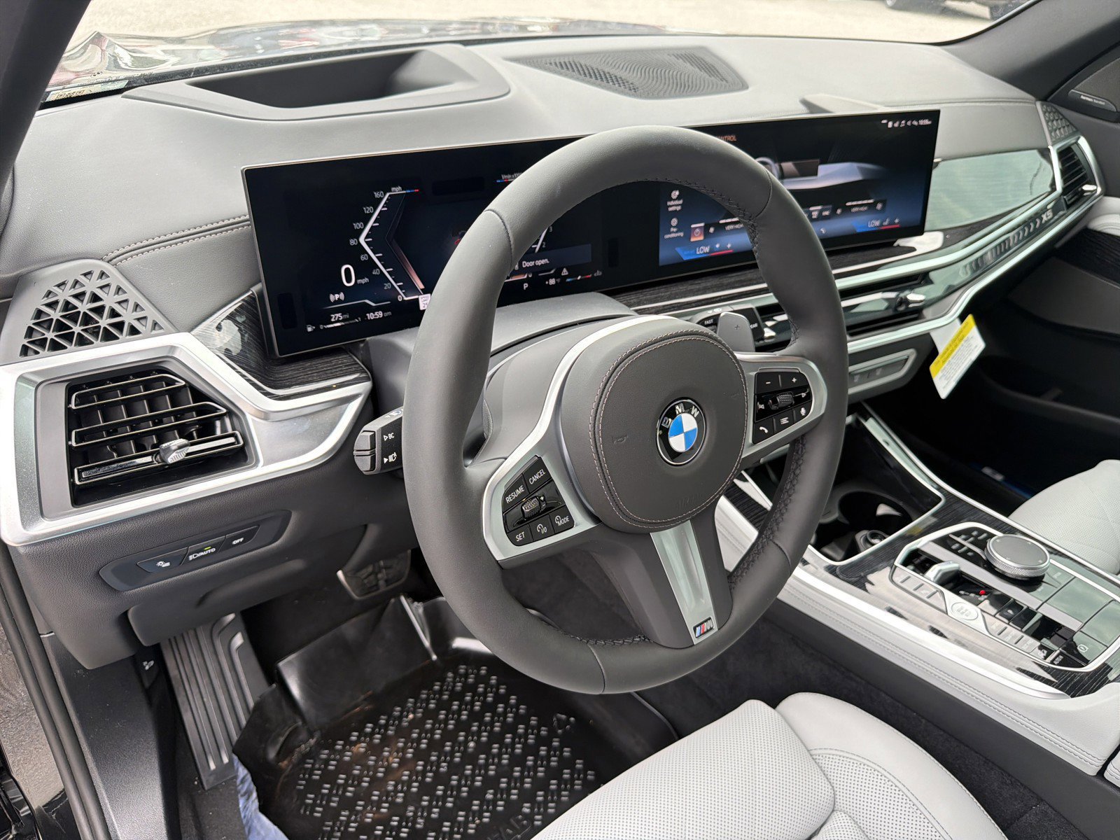 New 2026 BMW X5 xDrive40i w/ M Sport Package AWD/4WD image 23