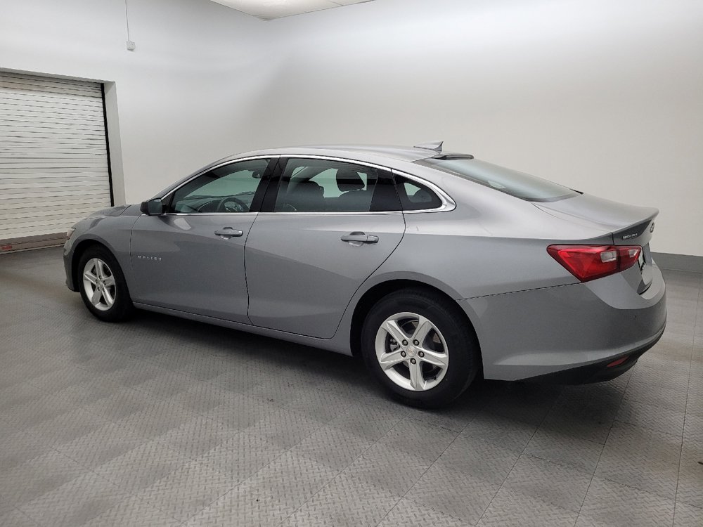 Used 2024 Chevrolet Malibu LT FWD image 3
