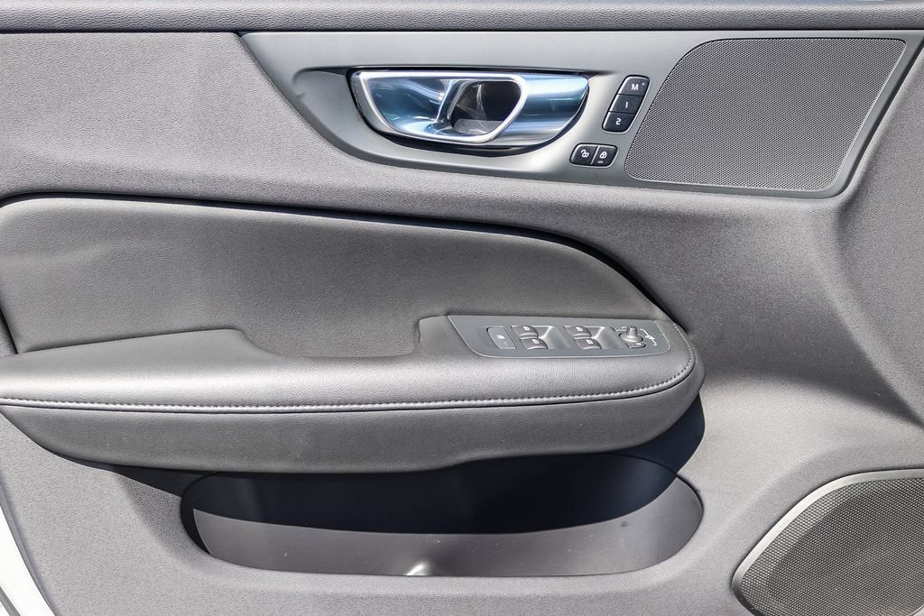 Used 2024 Volvo S60 B5 Core FWD image 19