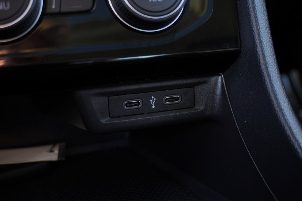 Used 2022 Volkswagen Jetta SE FWD image 18