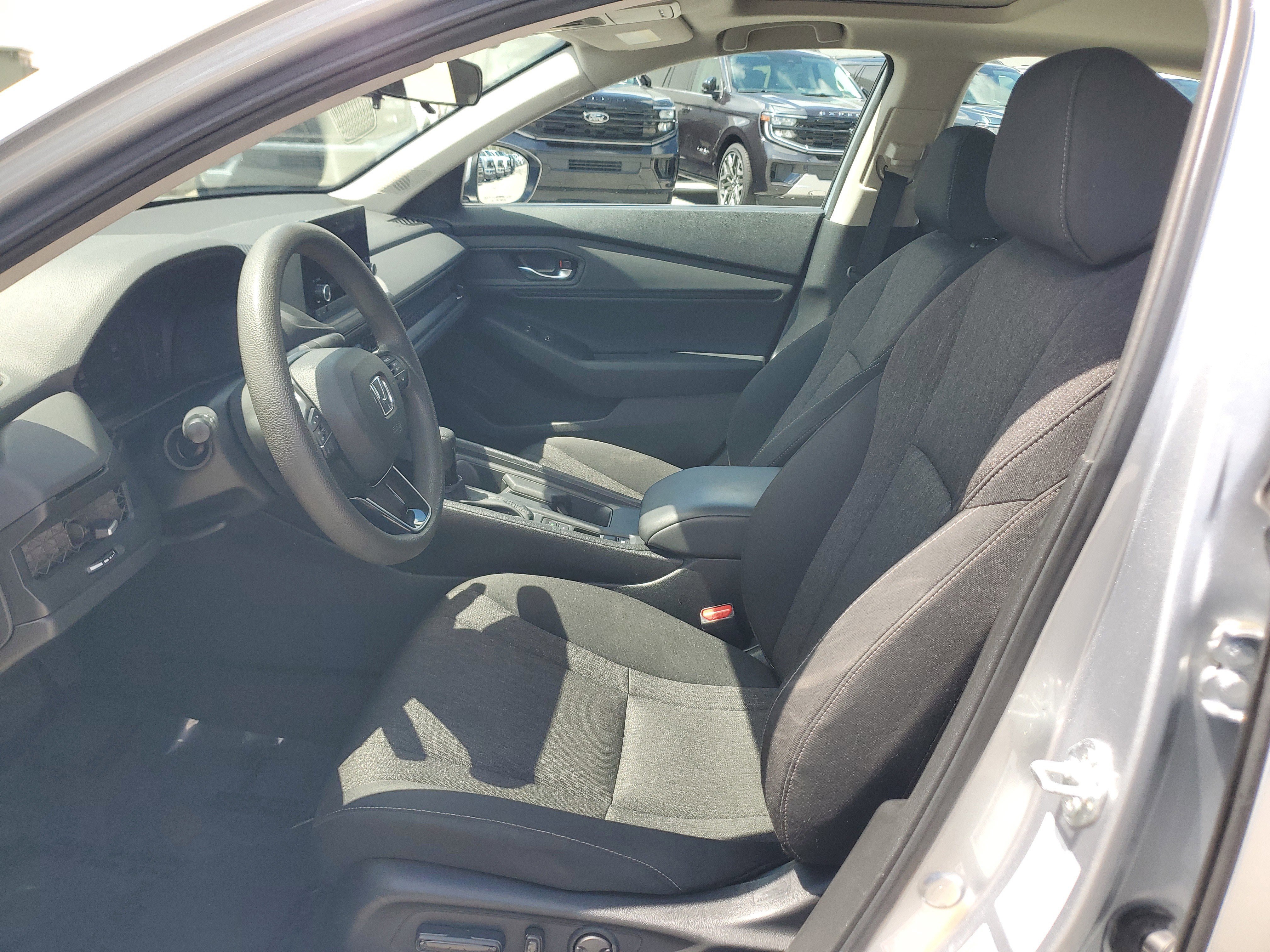 Used 2024 Honda Accord EX image 11
