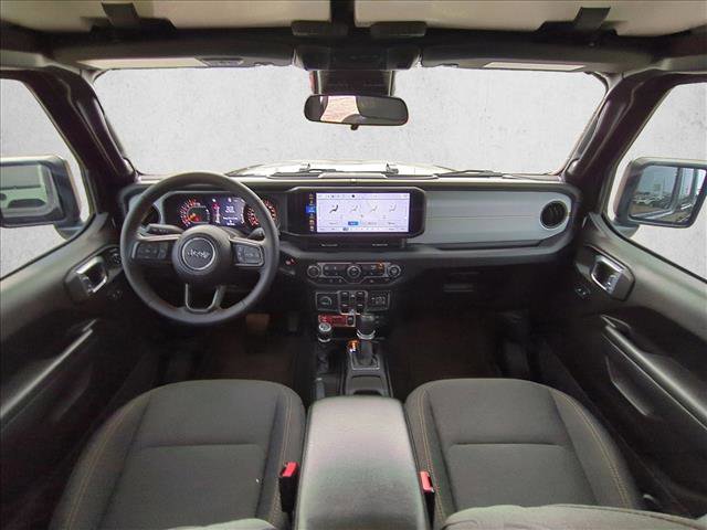Used 2024 Jeep Gladiator Willys image 16
