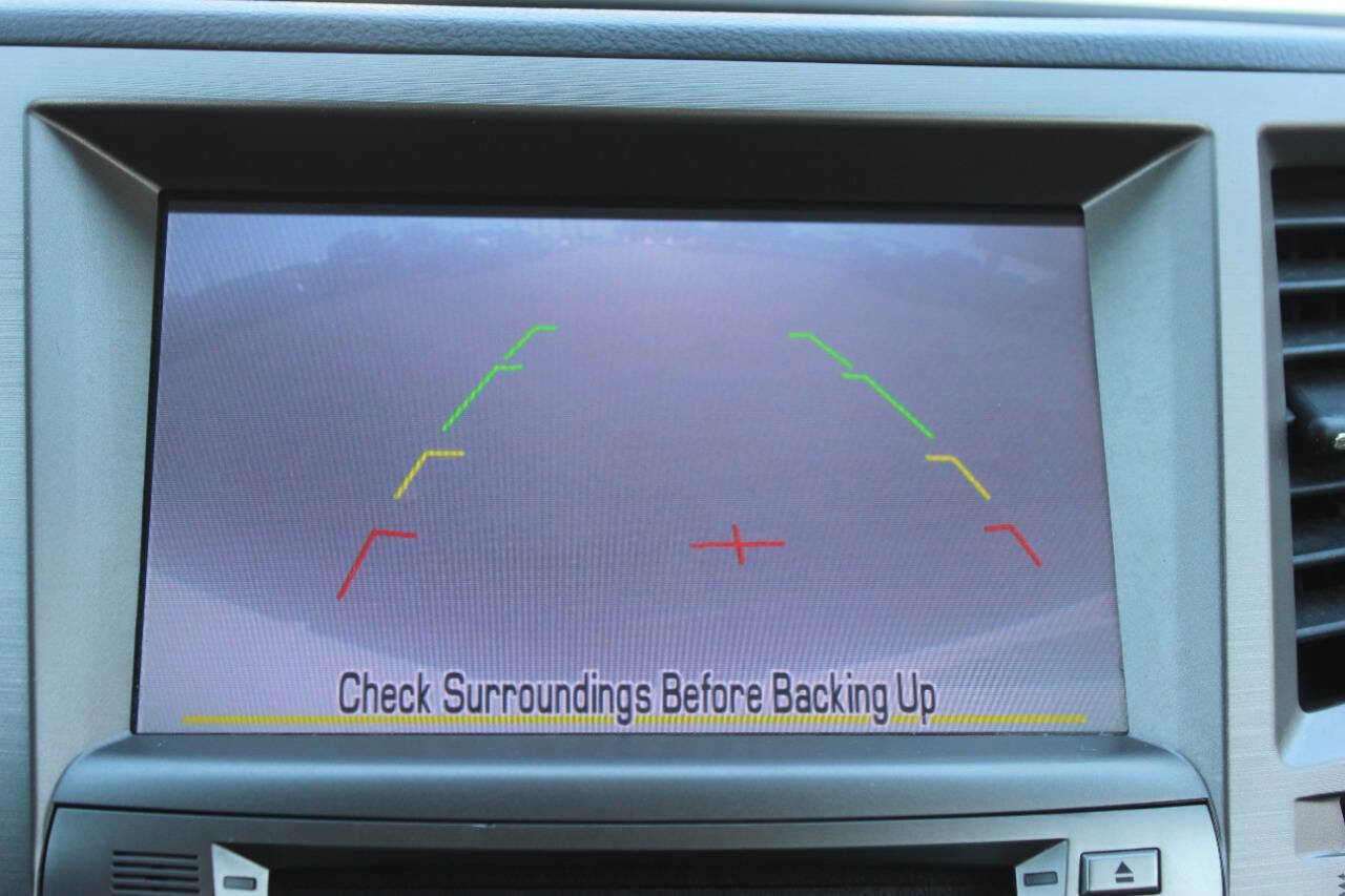 Used 2012 Subaru Outback 2.5i Limited AWD/4WD image 21