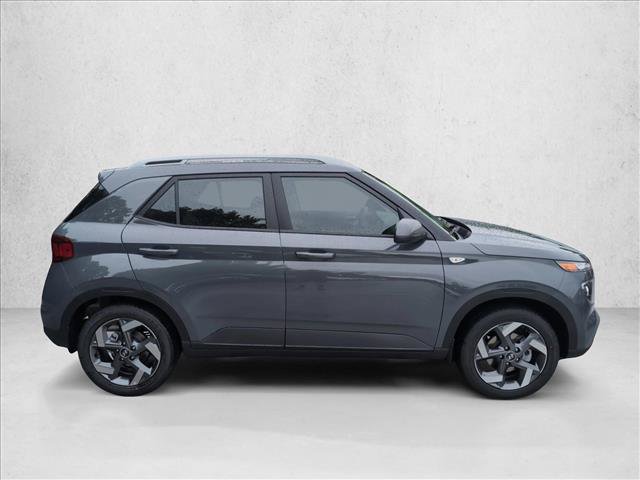 New 2026 Hyundai Venue SEL FWD image 4