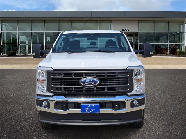 New 2026 Ford F350 XL image 2