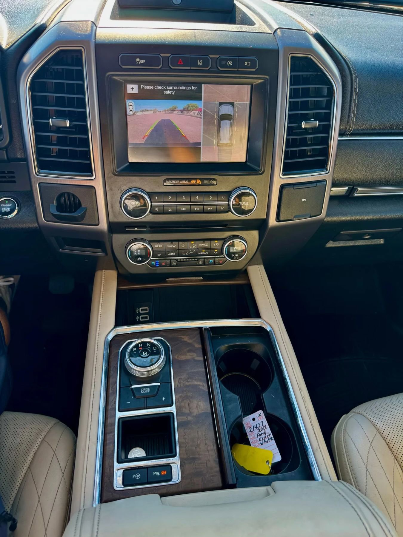 Used 2018 Ford Expedition Platinum image 14