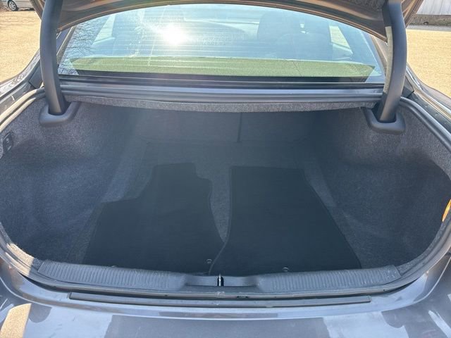 Used 2022 Dodge Charger R/T w/ Blacktop Package image 18