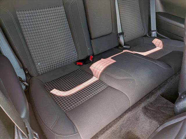 Used 2017 Dodge Challenger SXT image 19