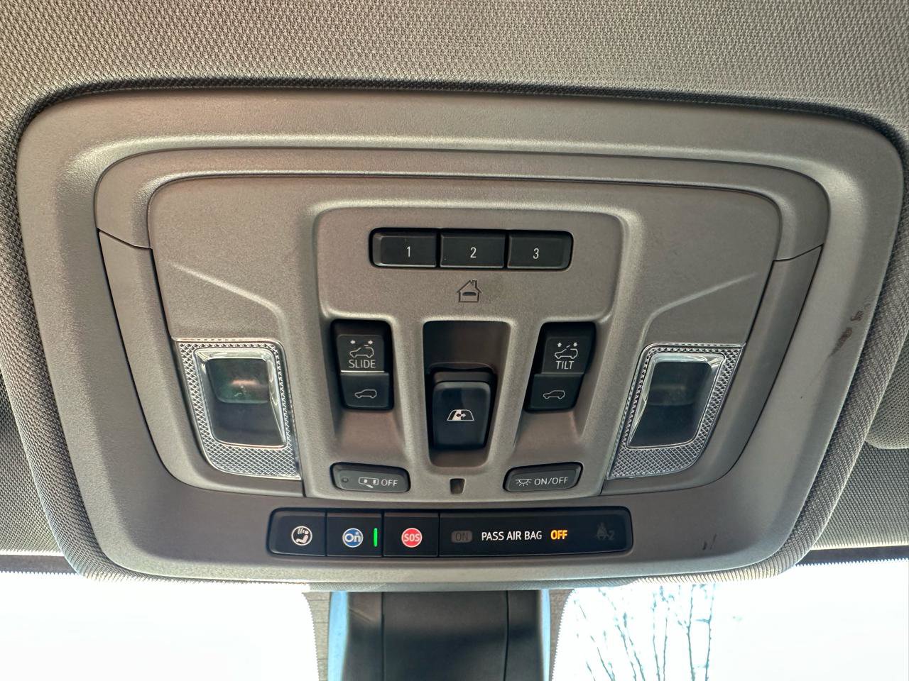 Used 2019 GMC Sierra 1500 SLT w/ SLT Premium Plus Package image 40