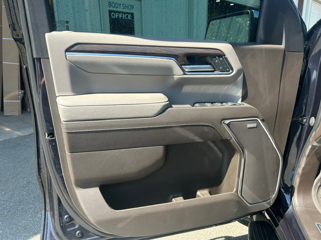 Used 2022 GMC Sierra 1500 SLT w/ SLT Premium Plus Package image 17