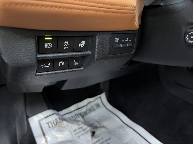 Certified 2019 Toyota Avalon Limited w/ Advanced Safety Package image 15