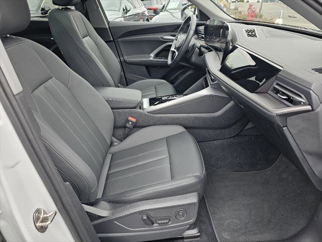 Certified 2025 Audi Q5 Premium w/ Convenience Package image 10