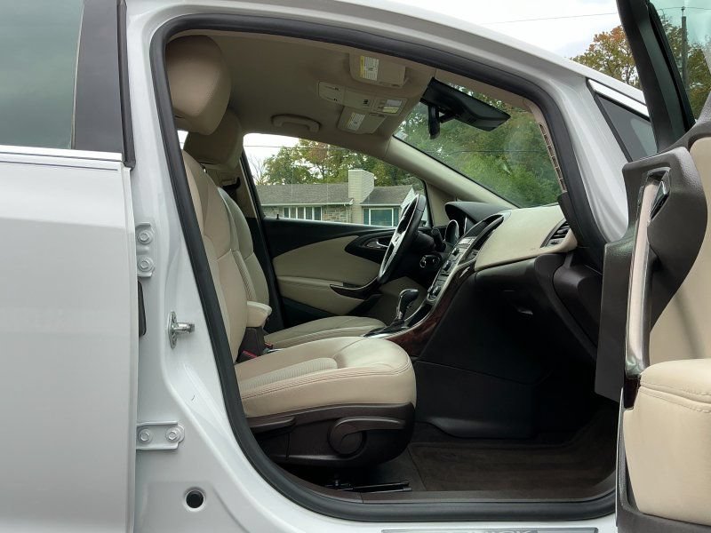 Used 2015 Buick Verano Convenience FWD image 10