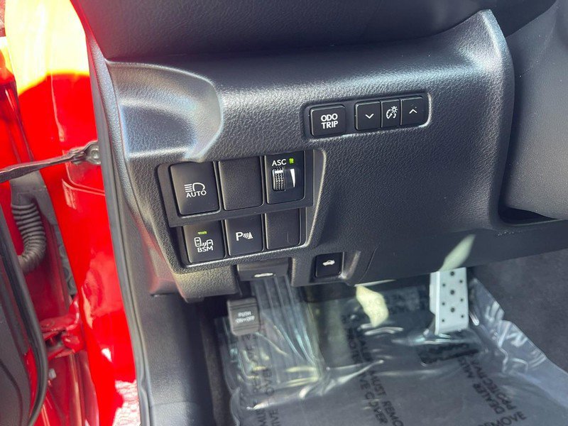 Used 2019 Lexus IS 300 F Sport w/ F Sport Package image 21