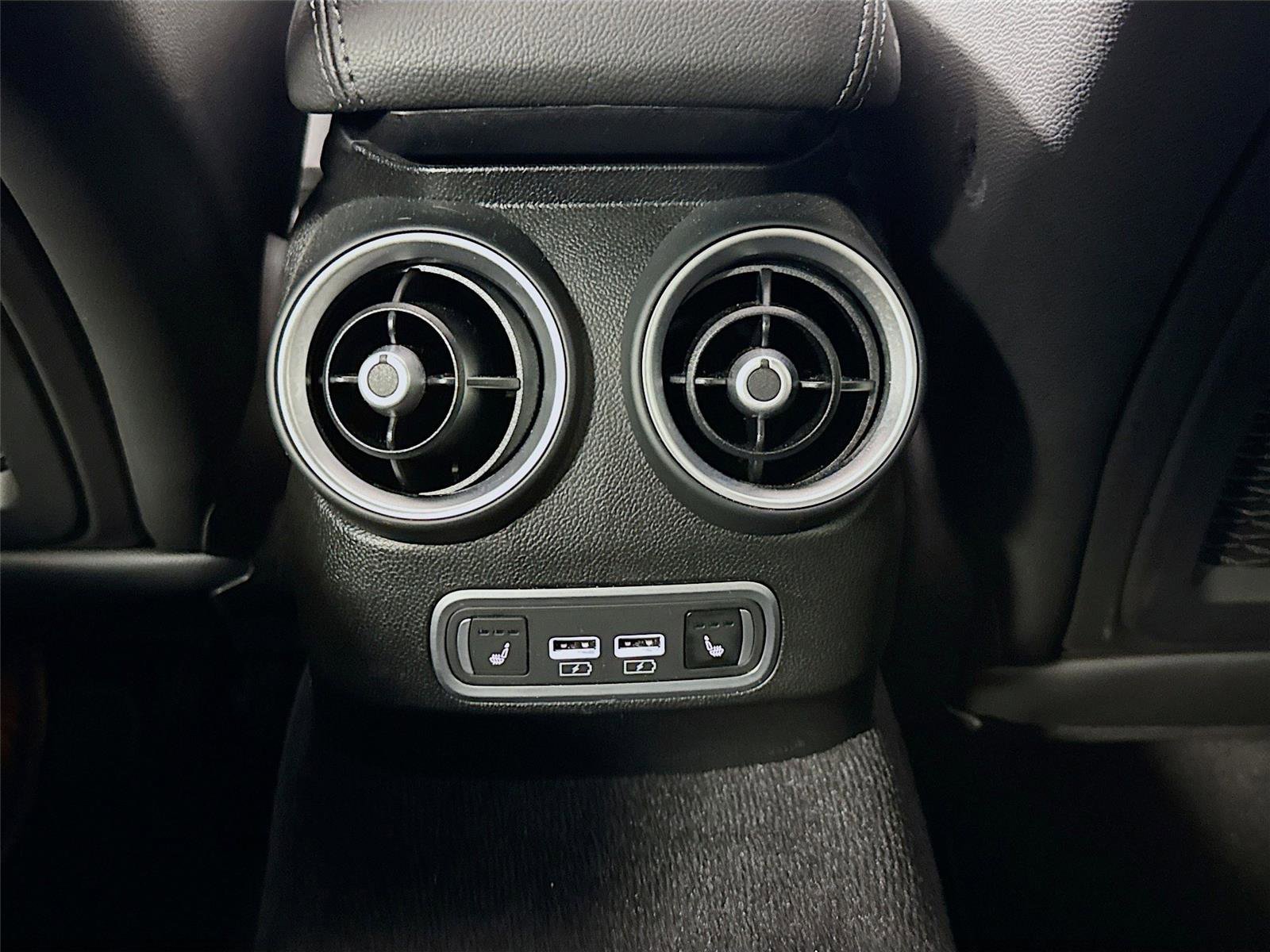 Used 2024 Alfa Romeo Giulia Veloce image 19