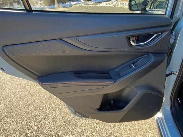 Used 2023 Subaru Crosstrek 2.5i Limited AWD/4WD image 16