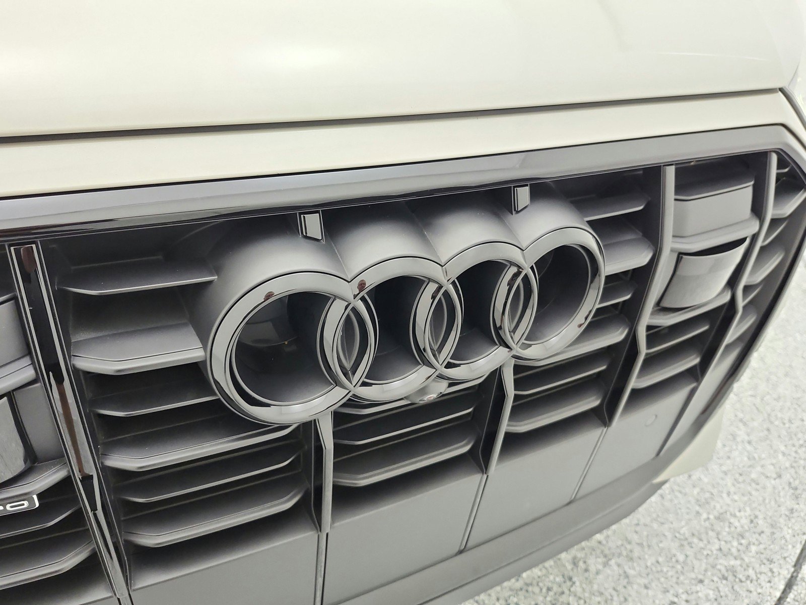 Used 2023 Audi Q7 2.0T Premium Plus w/ Premium Plus Package image 19