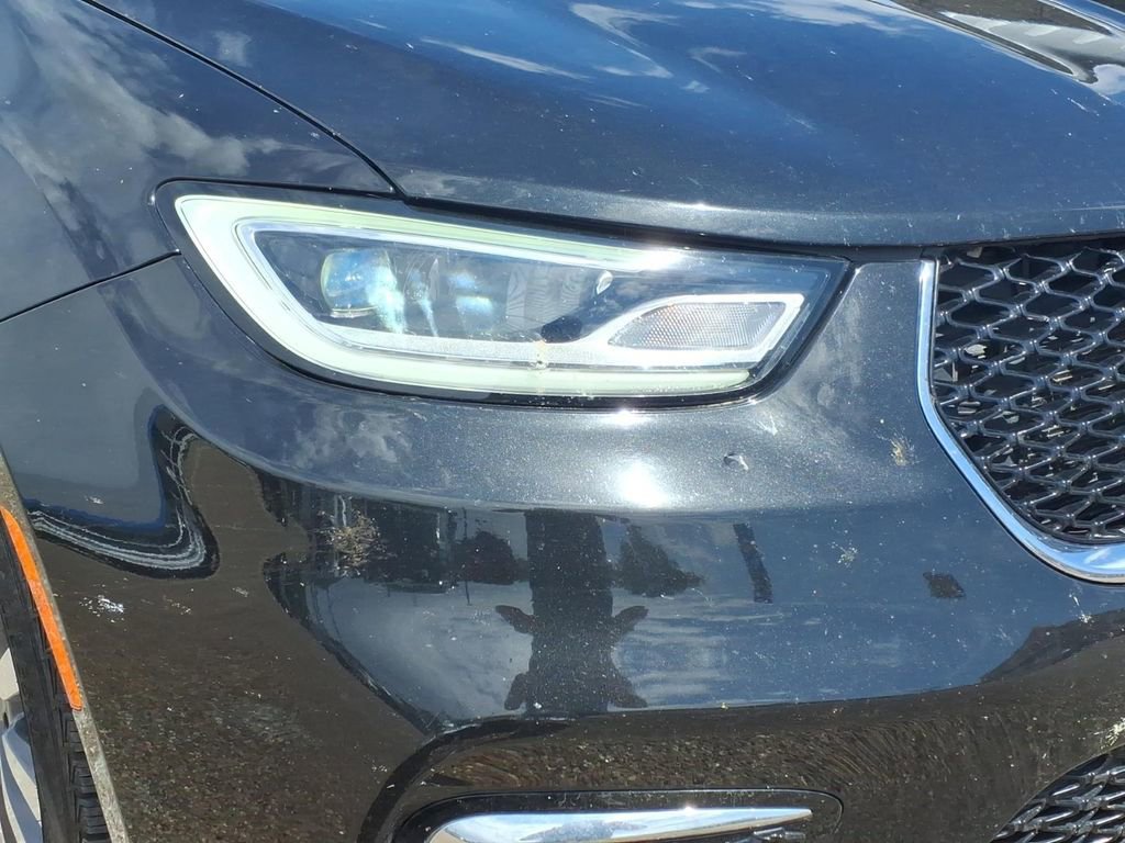 Used 2024 Chrysler Pacifica Select image 8