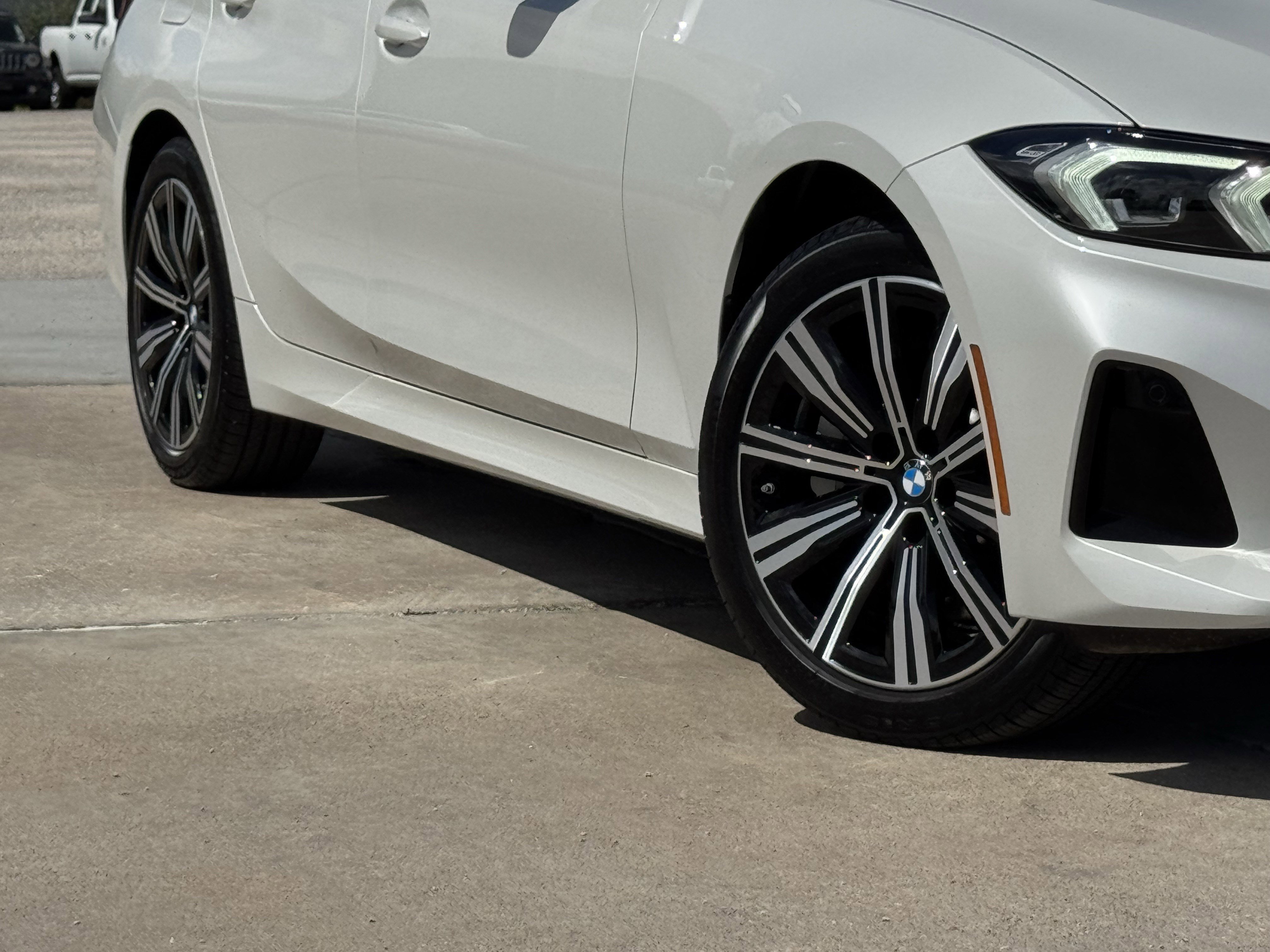 Used 2025 BMW 330i xDrive Sedan image 12