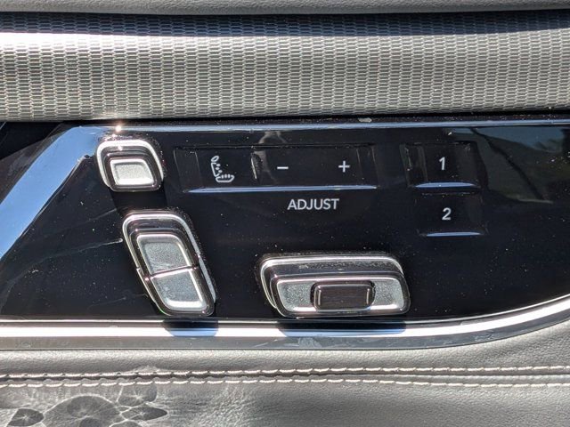 New 2026 Jeep Grand Wagoneer Summit w/ Premium Group III image 22