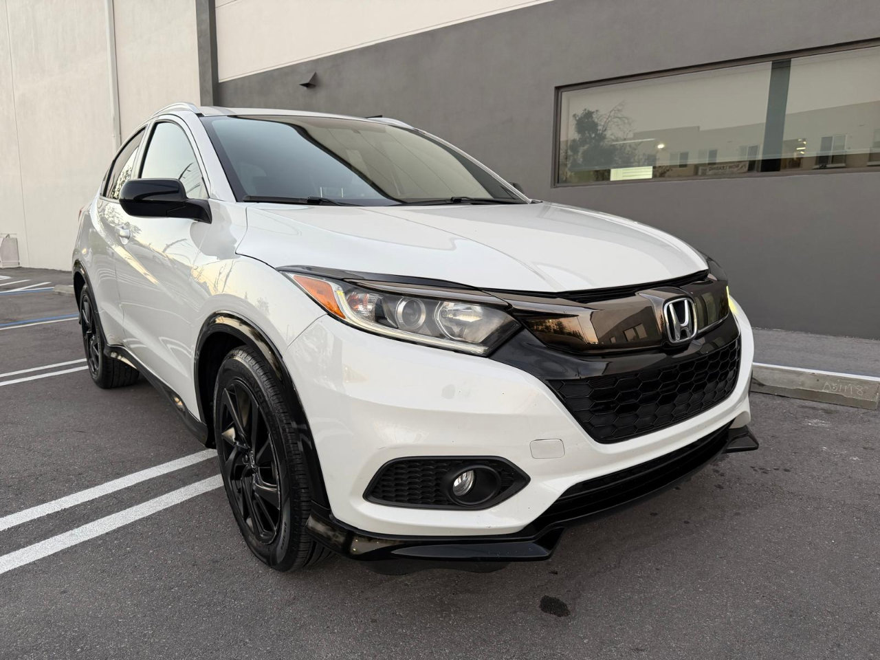Used 2022 Honda HR-V Sport image 3