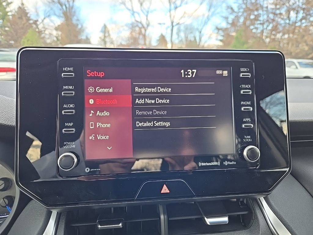 Used 2021 Toyota Venza LE image 29