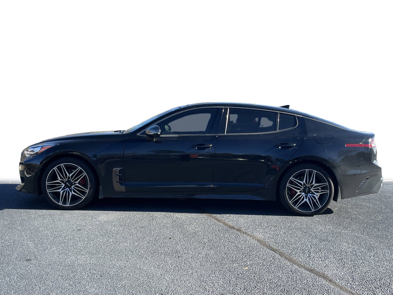 Certified 2023 Kia Stinger GT2 image 22