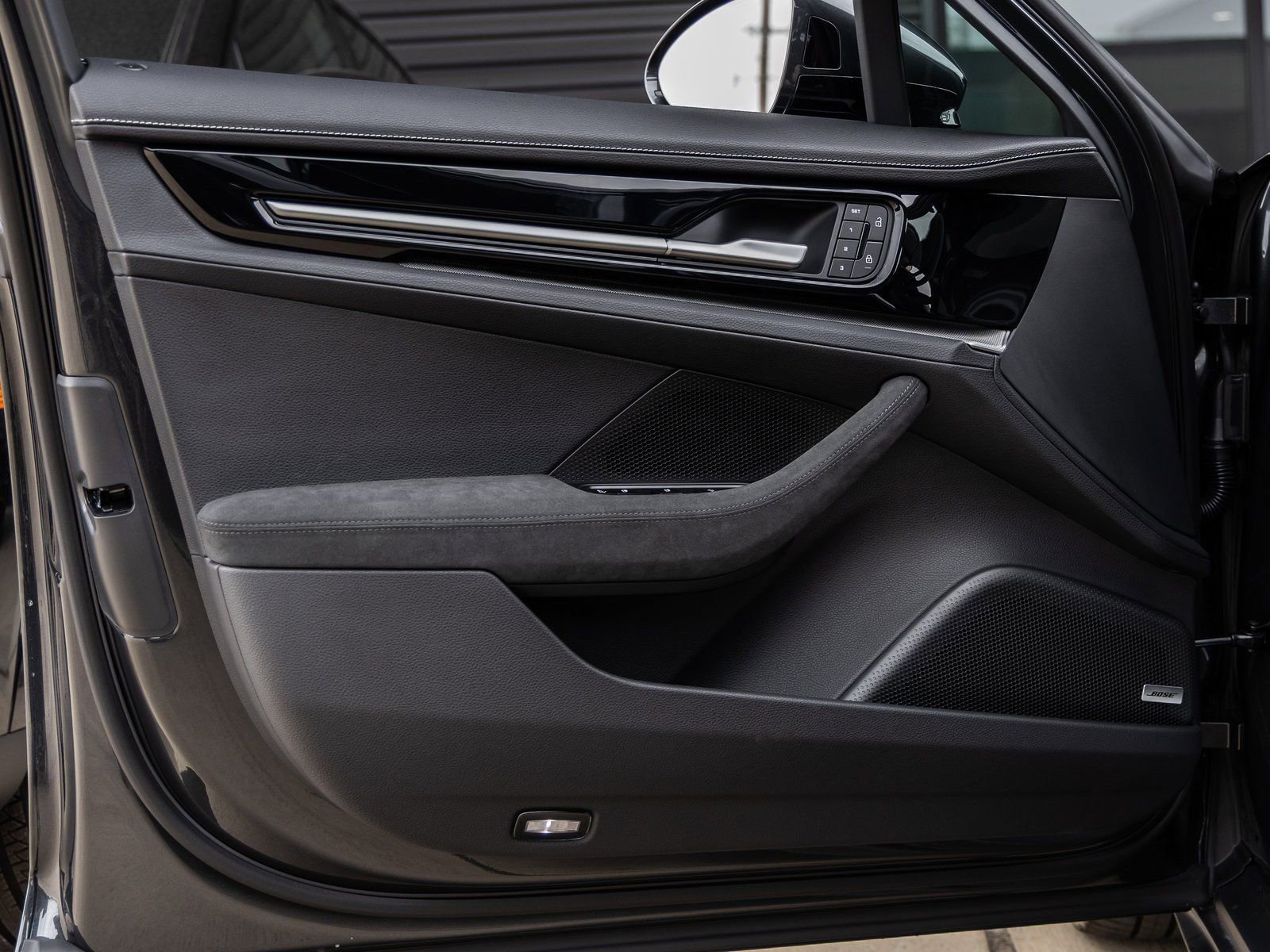 New 2026 Porsche Panamera 4 AWD/4WD image 20