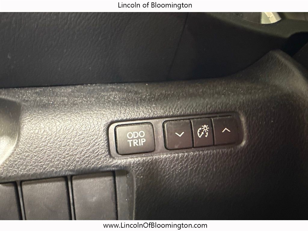 Used 2016 Lexus IS 300 AWD image 24