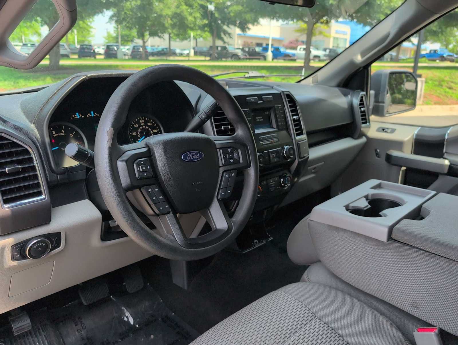 Used 2016 Ford F150 XLT RWD image 10