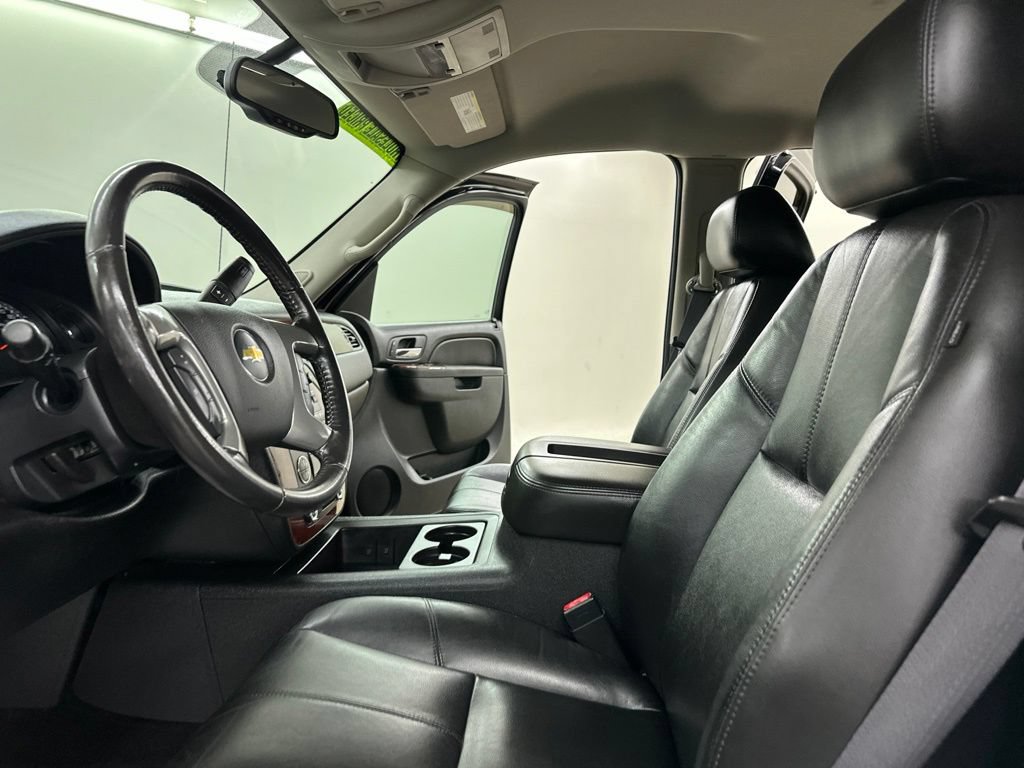 Used 2011 Chevrolet Silverado 1500 LTZ AWD/4WD image 40