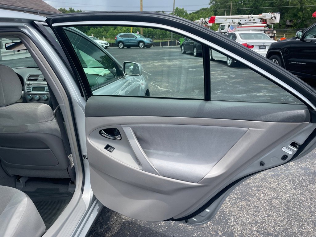 Used 2007 Toyota Camry CE FWD image 17
