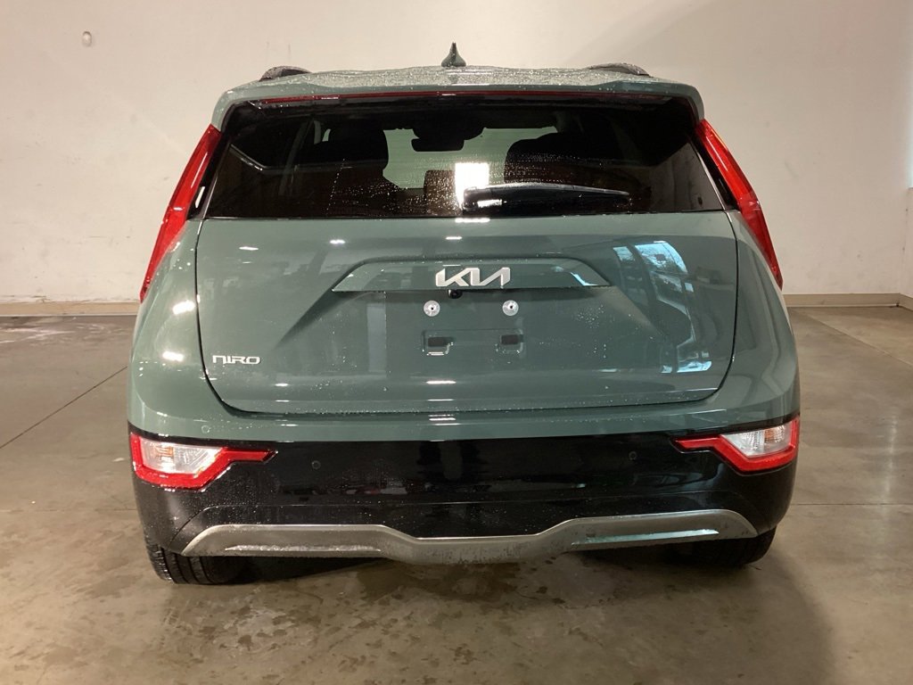 Used 2025 Kia Niro Wind w/ Wind Preserve Package image 18