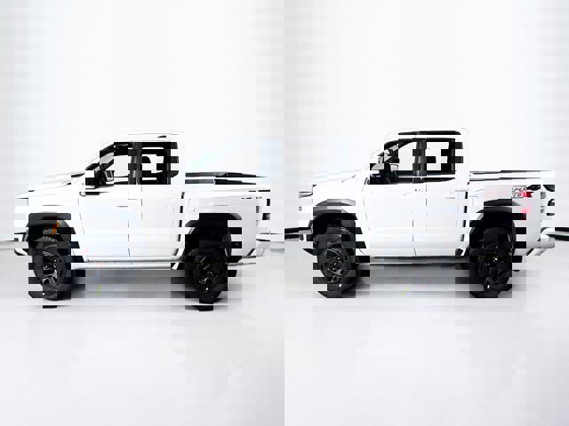 New 2026 Nissan Frontier PRO-4X w/ Pro-4x Convenience Package AWD/4WD image 8