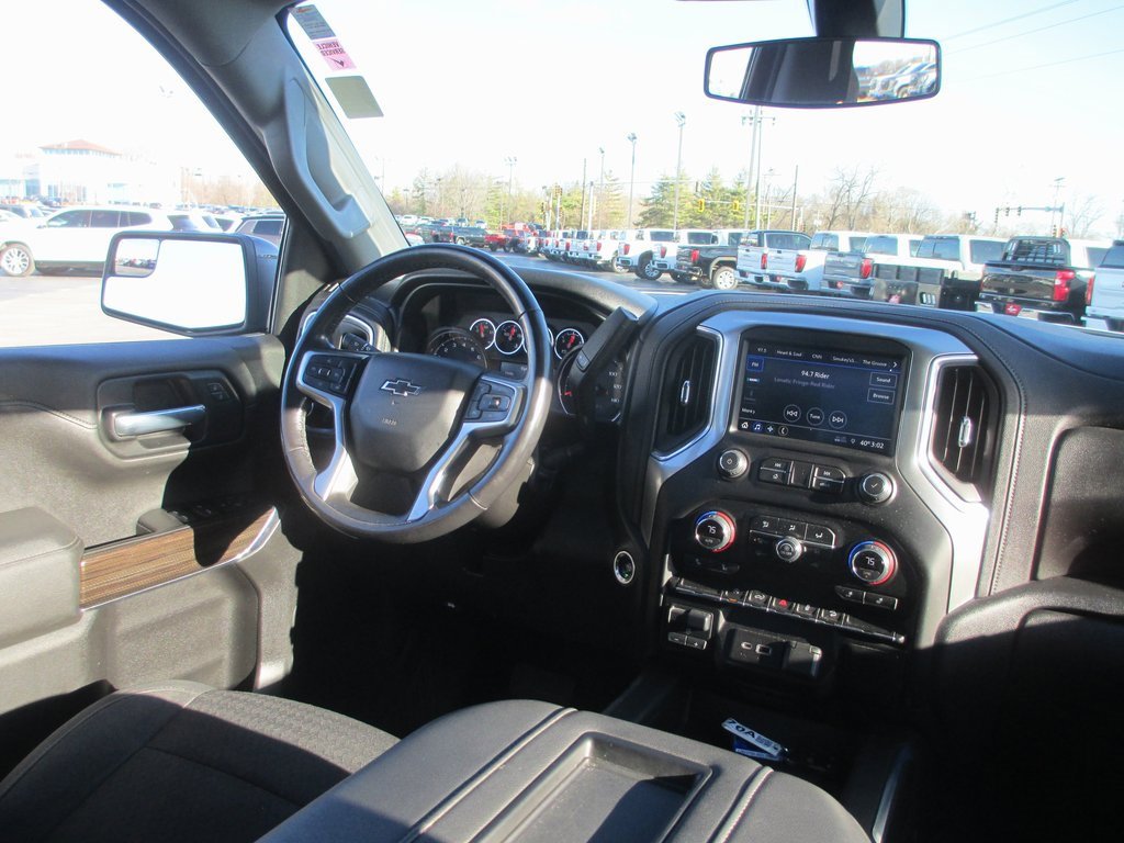 Used 2021 Chevrolet Silverado 1500 RST image 20