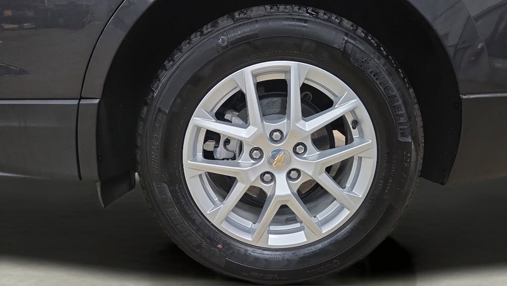 Used 2023 Chevrolet Equinox LT FWD image 31