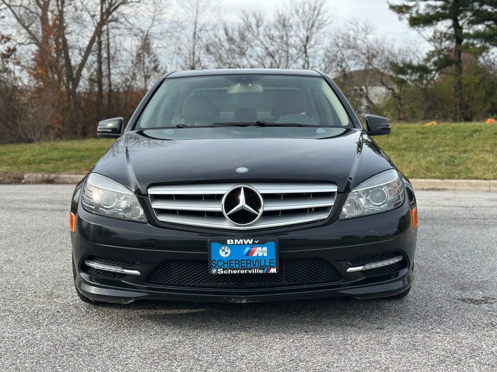 Used 2011 Mercedes-Benz C 300 4MATIC Sedan image 2
