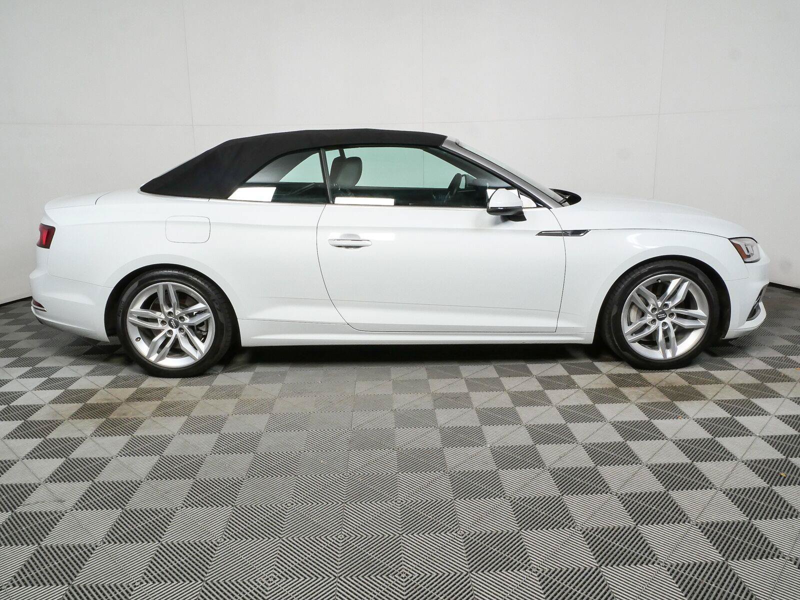 Used 2019 Audi A5 2.0T Premium Plus w/ Premium Plus AWD/4WD image 2