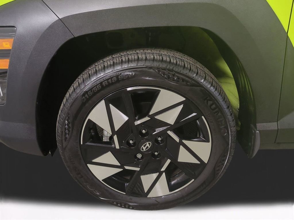 Certified 2025 Hyundai Kona SEL image 11