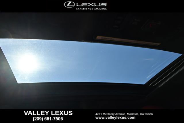Used 2024 Lexus IS 500 image 6