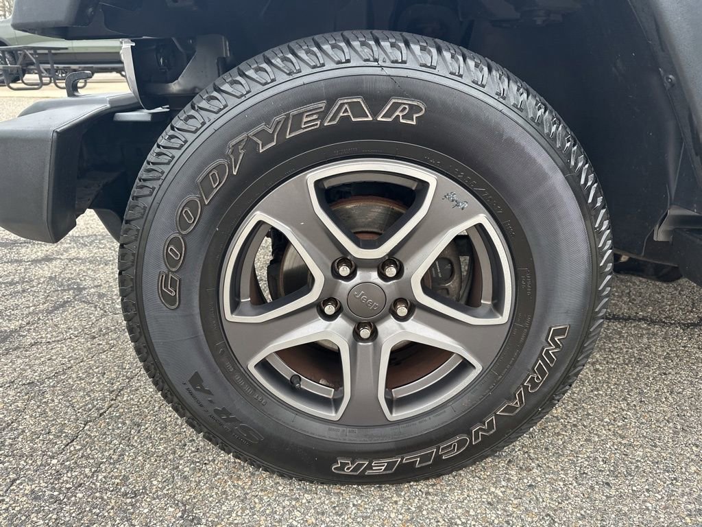 Used 2017 Jeep Wrangler Unlimited Sport w/ Quick Order Package 24S image 29