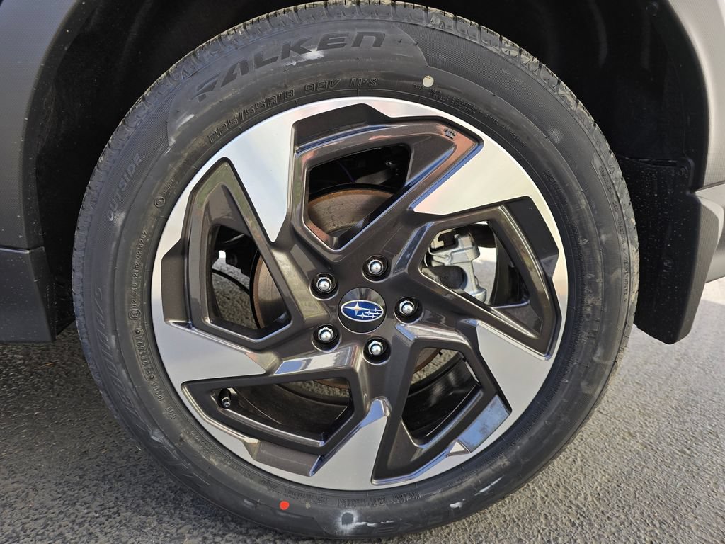 Certified 2025 Subaru Crosstrek 2.5i Limited w/ Crosstrek Mirror Package AWD/4WD image 5