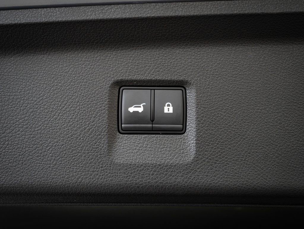 Used 2025 INFINITI QX60 Sensory image 18