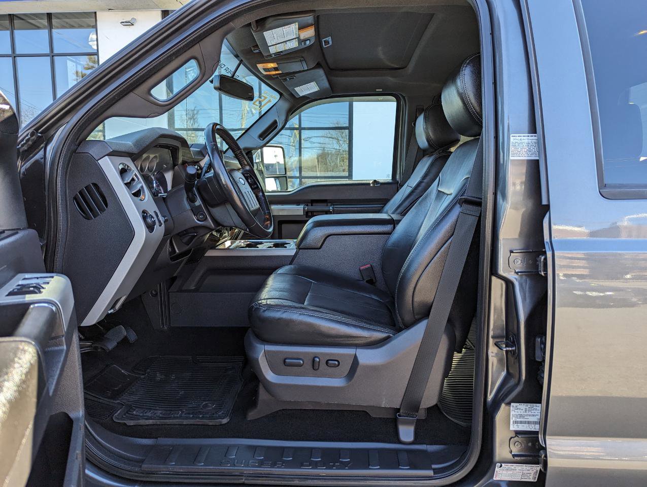 Used 2015 Ford F350 Lariat w/ Lariat Ultimate Package image 12