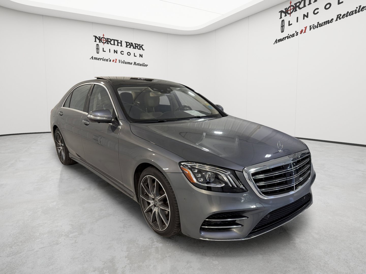 Used 2020 Mercedes-Benz S 560 Sedan image 7