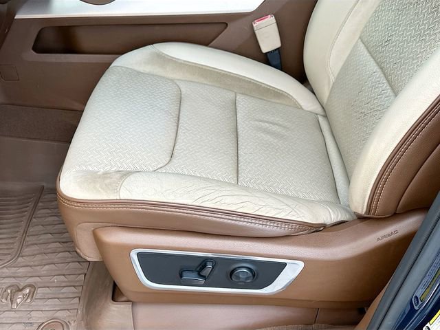 Used 2019 RAM 1500 Laramie image 18