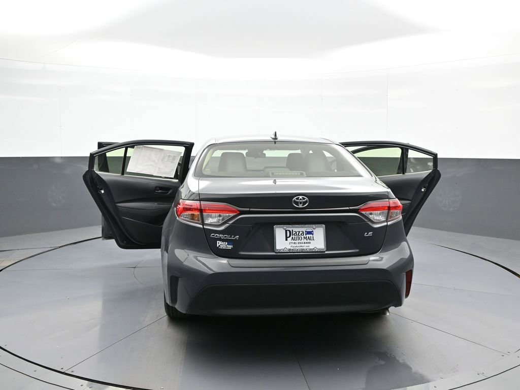 Used 2023 Toyota Corolla LE FWD image 45